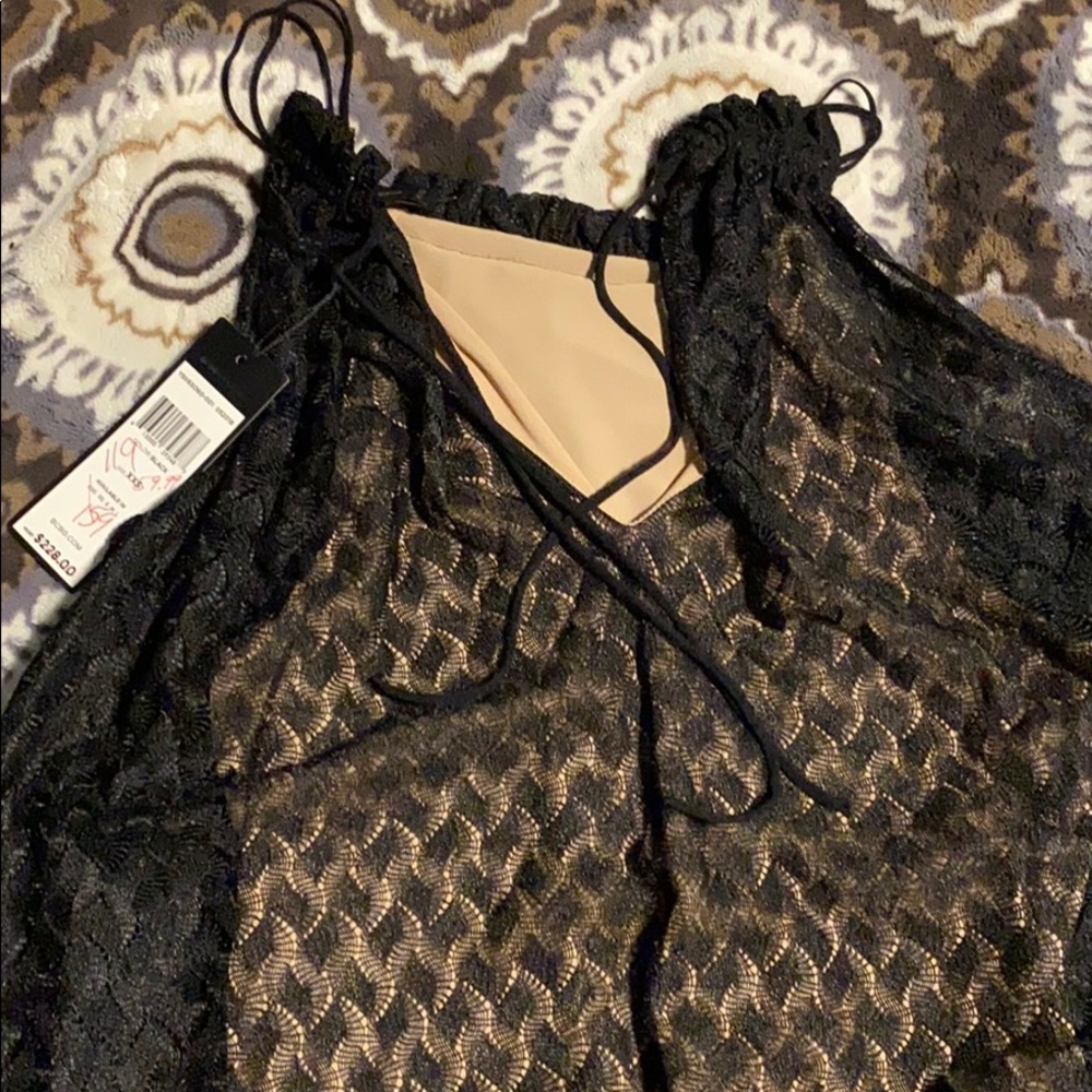 Dress - Picture 2 of 3